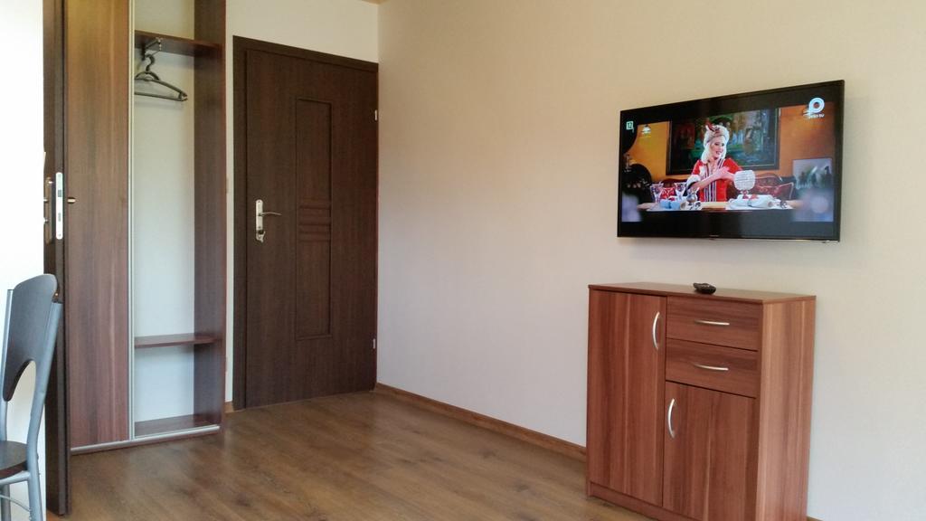 Pensjonat Na Zielonym Wzgorzu Zawóz Kamer foto